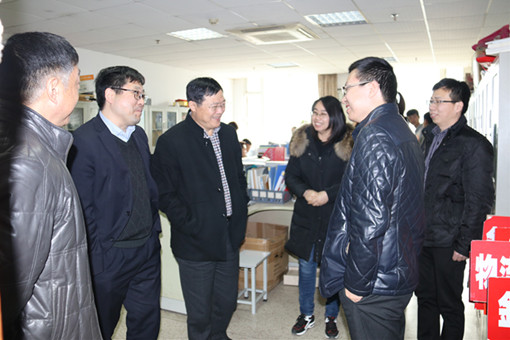 领导慰问_副本.jpg 领导慰问_副本.jpg