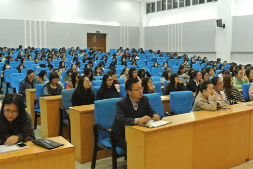 讲座现场_副本.jpg 讲座现场_副本.jpg